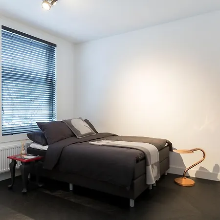 Book & * Eindhoven