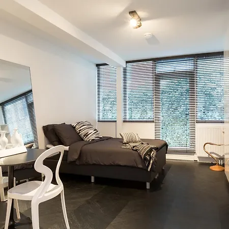 Book & Apartman Eindhove