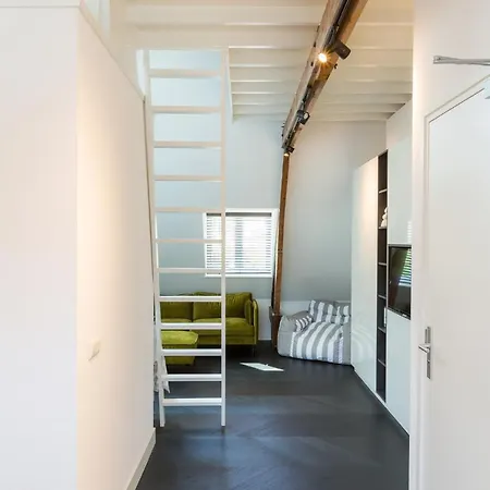 Apartman Book & Eindhove