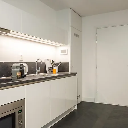Appartement Book & *