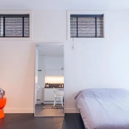 Book & Apartment *