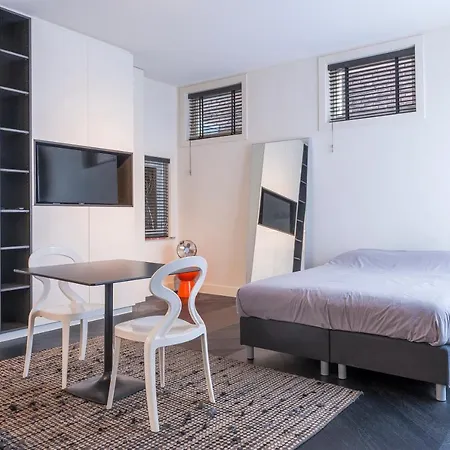 Apartment Book & Eindhoven